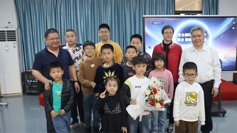 福建農(nóng)林大學(xué)李芳博士受邀赴我司作公益授課【大禹電子】 福建農(nóng)林大學(xué)李芳博士受邀赴我司作公益授課【大禹電子】