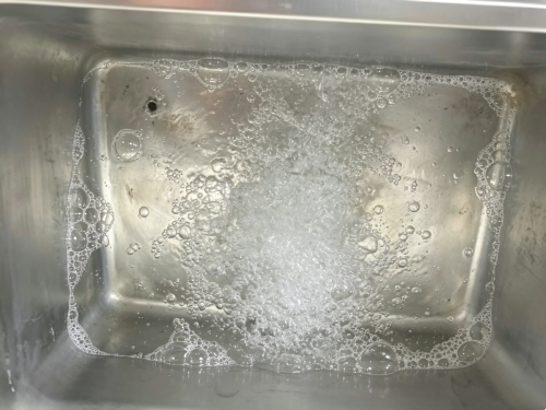 177881385867701.png 容器加水加少量氣泡.png